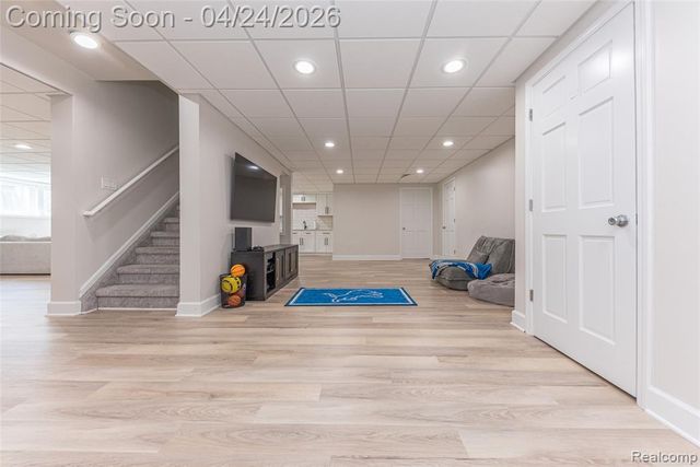 45711 Bristol Circle, Novi, MI 48377