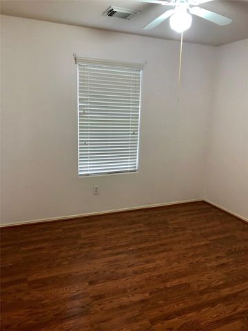 5206 Sage Circle, Baytown, TX 77521