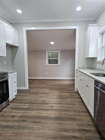 46 Mitchell Street, Carrollton, GA 30117