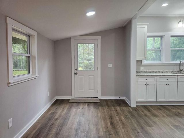 46 Mitchell Street, Carrollton, GA 30117