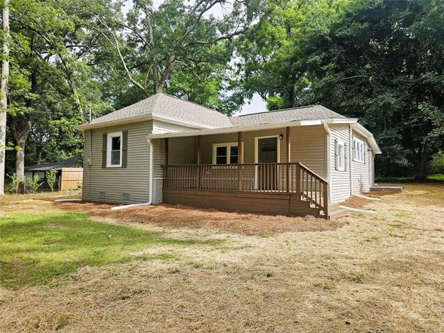 46 Mitchell Street, Carrollton, GA 30117