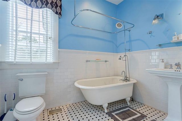 1987 Knight SE Court, Atlanta, GA 30316