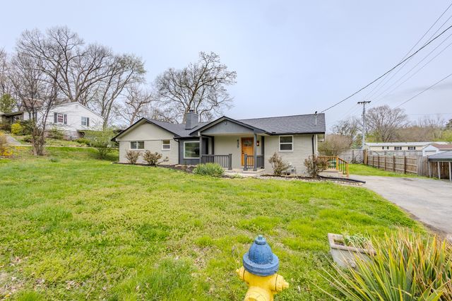 439 Fairlawn Cir, Maryville, TN 37801