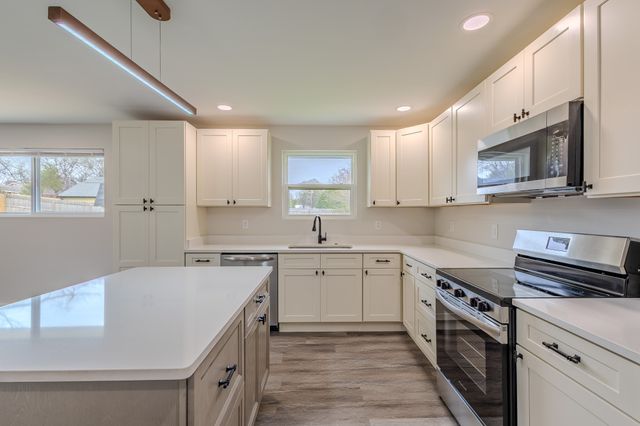 439 Fairlawn Cir, Maryville, TN 37801