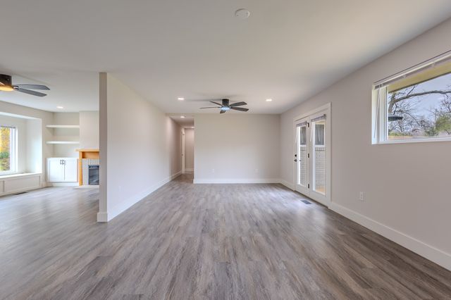 439 Fairlawn Cir, Maryville, TN 37801