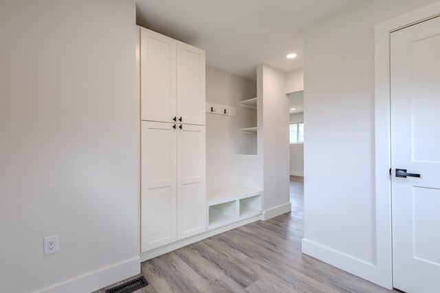 439 Fairlawn Cir, Maryville, TN 37801