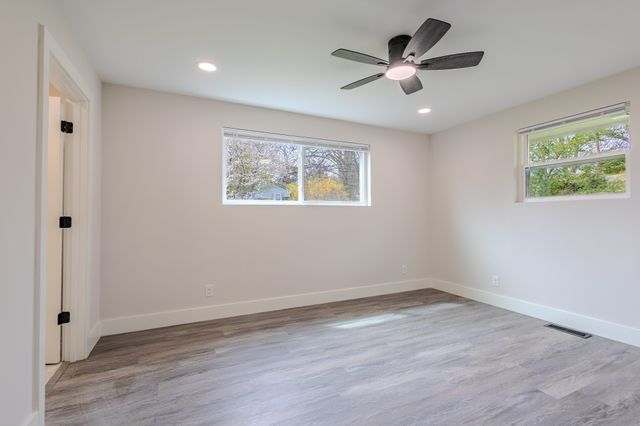 439 Fairlawn Cir, Maryville, TN 37801