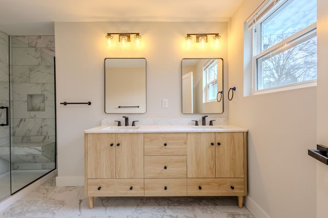 439 Fairlawn Cir, Maryville, TN 37801