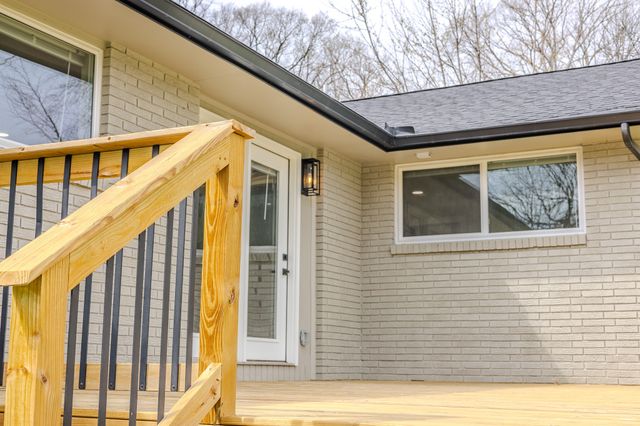 439 Fairlawn Cir, Maryville, TN 37801