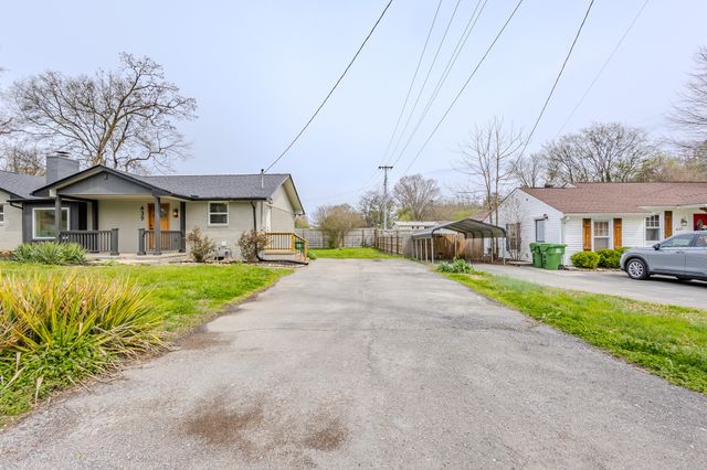 439 Fairlawn Cir, Maryville, TN 37801