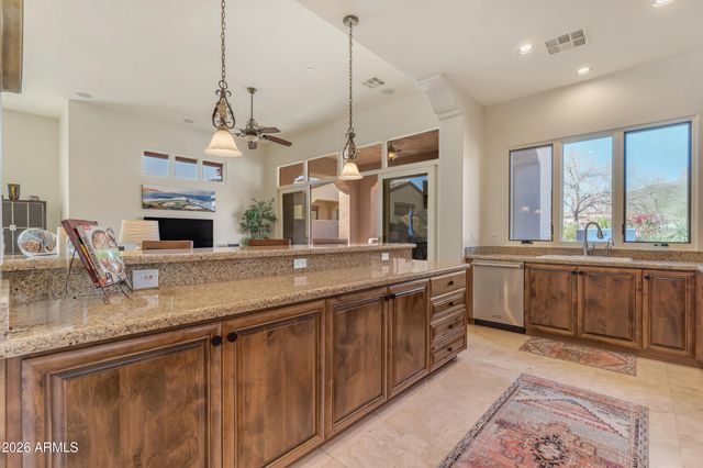 8286 E CLUB VILLAGE Drive, Gold Canyon, AZ 85118