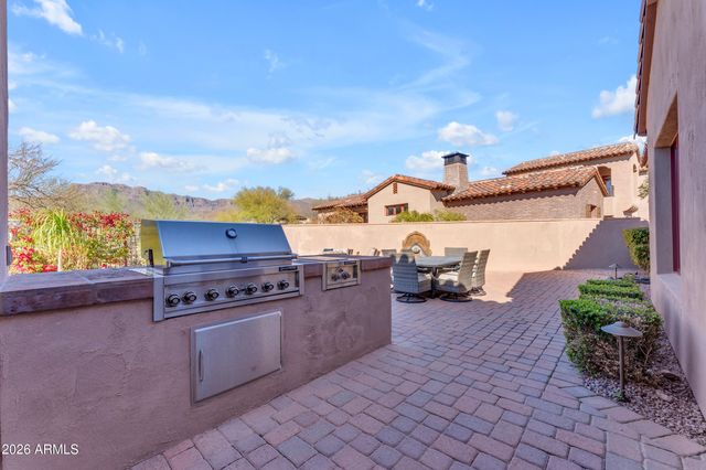8286 E CLUB VILLAGE Drive, Gold Canyon, AZ 85118