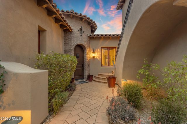 8286 E CLUB VILLAGE Drive, Gold Canyon, AZ 85118