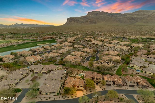 8286 E CLUB VILLAGE Drive, Gold Canyon, AZ 85118