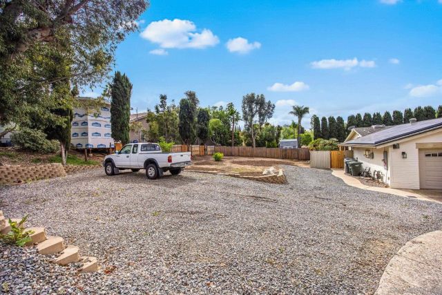 1673 Hidden Mesa Rd, El Cajon, CA 92019