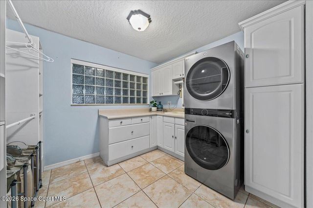 401 Bridgetown Court, Satellite Beach, FL 32937