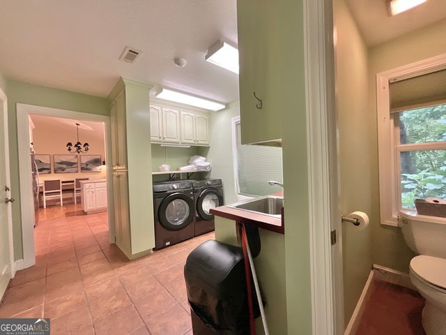 700 Prime Hill Drive, Clayton, GA 30525