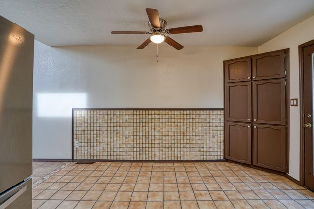 9 Pheasant Hill Drive NE, Albuquerque, NM 87111