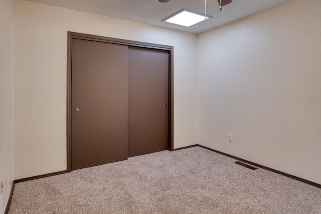 9 Pheasant Hill Drive NE, Albuquerque, NM 87111