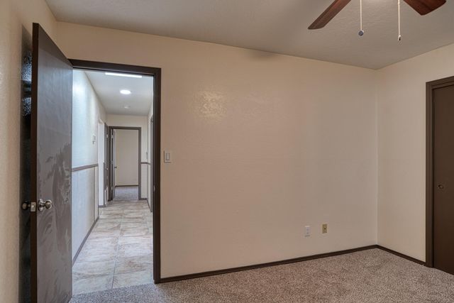9 Pheasant Hill Drive NE, Albuquerque, NM 87111