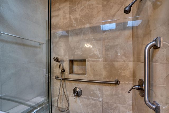 9 Pheasant Hill Drive NE, Albuquerque, NM 87111