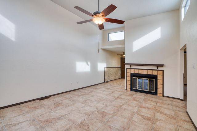 9 Pheasant Hill Drive NE, Albuquerque, NM 87111