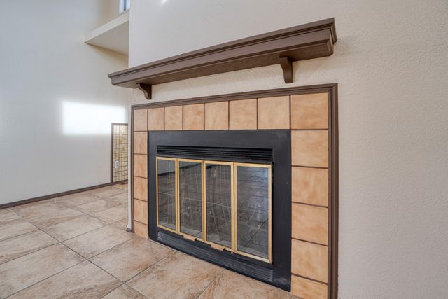 9 Pheasant Hill Drive NE, Albuquerque, NM 87111