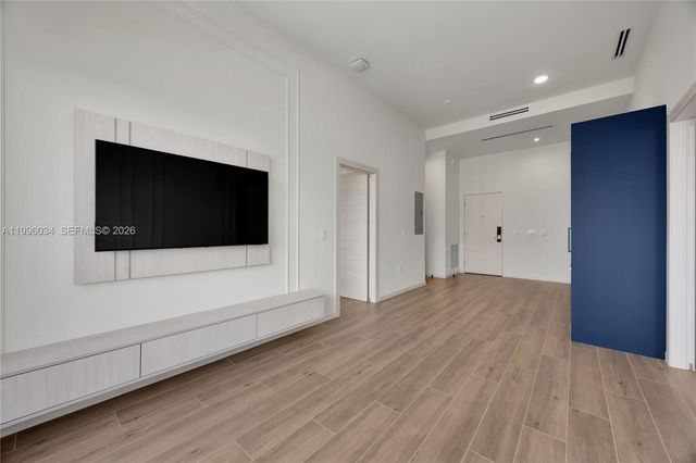 4220 Laguna St 803, Coral Gables, FL 33146