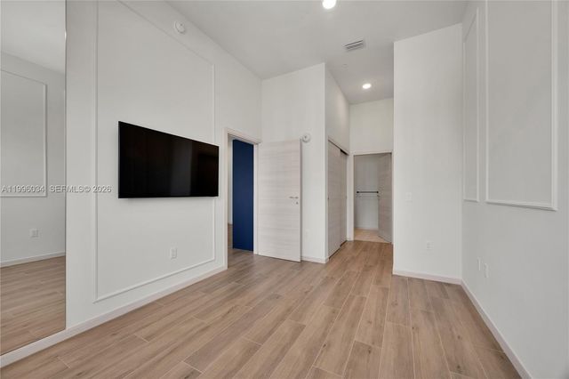 4220 Laguna St 803, Coral Gables, FL 33146