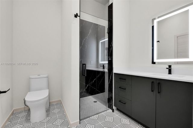 4220 Laguna St 803, Coral Gables, FL 33146