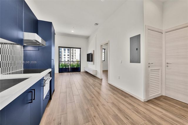 4220 Laguna St 803, Coral Gables, FL 33146