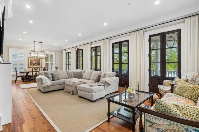 62 Fernandina Street, Mount Pleasant, SC 29464