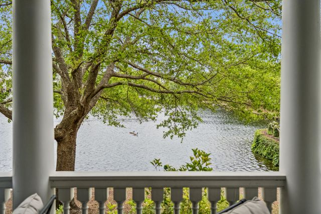 62 Fernandina Street, Mount Pleasant, SC 29464
