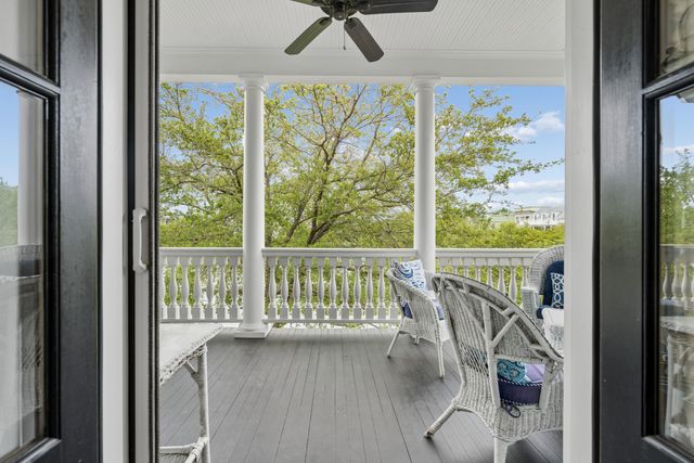 62 Fernandina Street, Mount Pleasant, SC 29464
