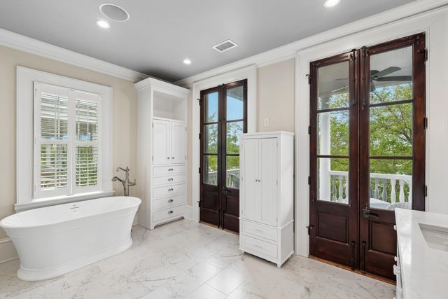 62 Fernandina Street, Mount Pleasant, SC 29464