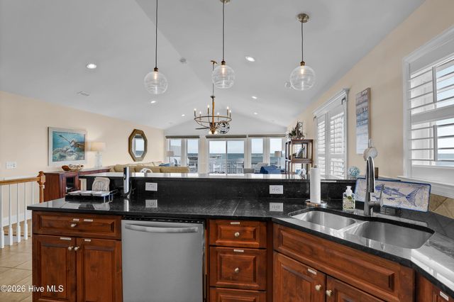 809 B Ocean Boulevard, Holly Ridge, NC 28445