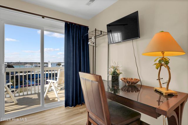 809 B Ocean Boulevard, Holly Ridge, NC 28445