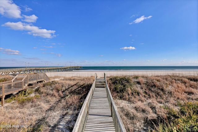 809 B Ocean Boulevard, Holly Ridge, NC 28445