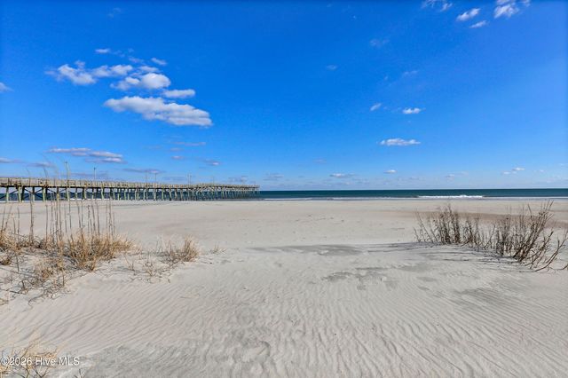 809 B Ocean Boulevard, Holly Ridge, NC 28445