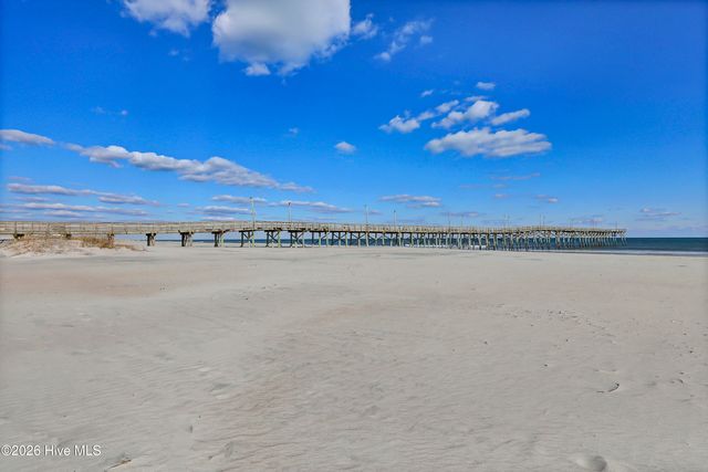 809 B Ocean Boulevard, Holly Ridge, NC 28445