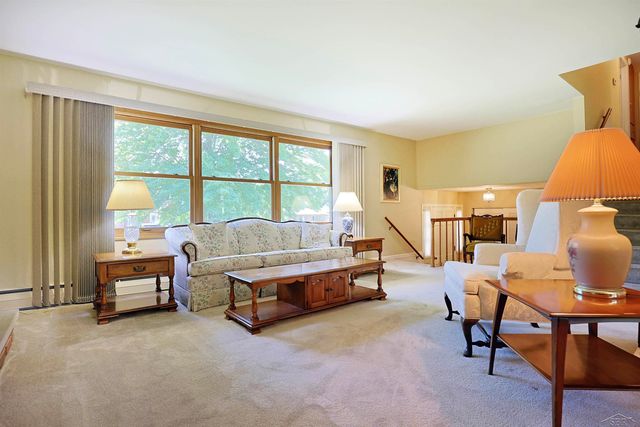 5542 Barberry Lane, Saginaw, MI 48603