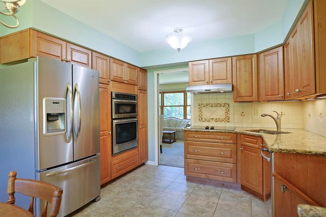 5542 Barberry Lane, Saginaw, MI 48603