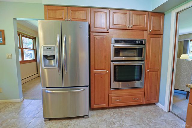 5542 Barberry Lane, Saginaw, MI 48603