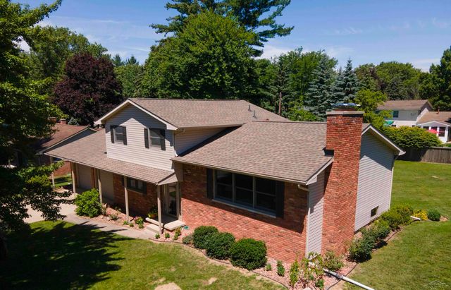5542 Barberry Lane, Saginaw, MI 48603