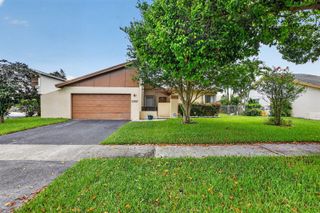 3857 NW 1st Place, Deerfield Beach, FL 33442
