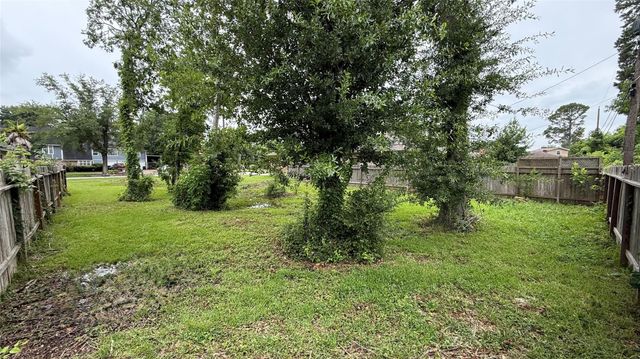 2632 Cliffdale Street, Houston, TX 77091