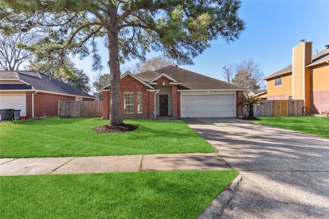 9423 Rippling Fields Drive, Houston, TX 77064