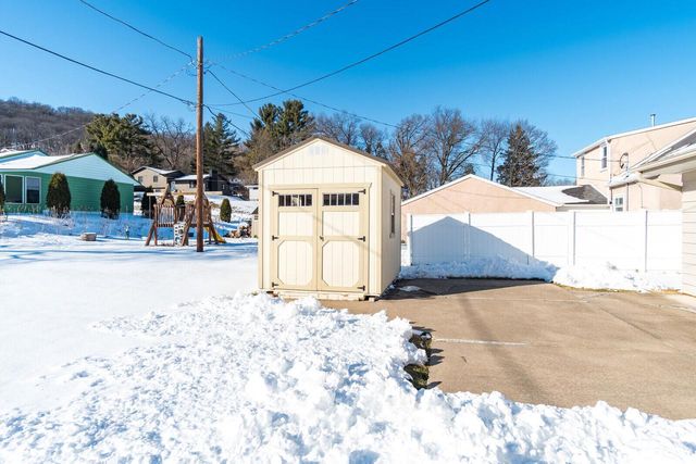 109 Hill STREET N, La Crescent, MN 55947