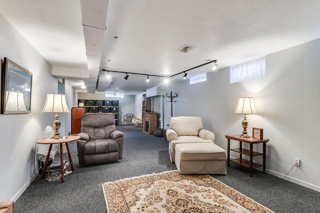 109 Hill STREET N, La Crescent, MN 55947