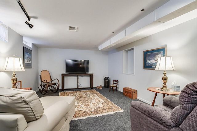 109 Hill STREET N, La Crescent, MN 55947